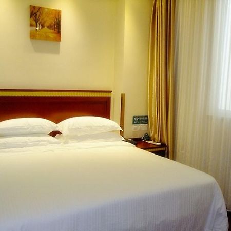 Greentree Inn Henan Kaifeng Gulou Square Express Hotel Екстериор снимка
