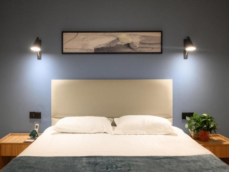 Greentree Inn Henan Kaifeng Gulou Square Express Hotel Екстериор снимка
